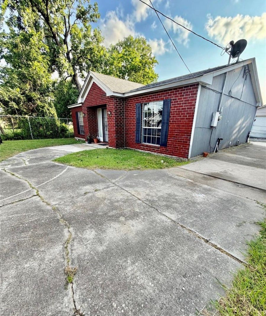 Property photo for 1919 Gregg Street, Houston, TX