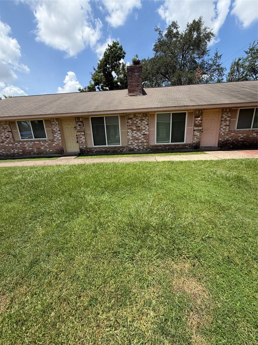 Property photo for 9416 Springview Lane, Houston, TX