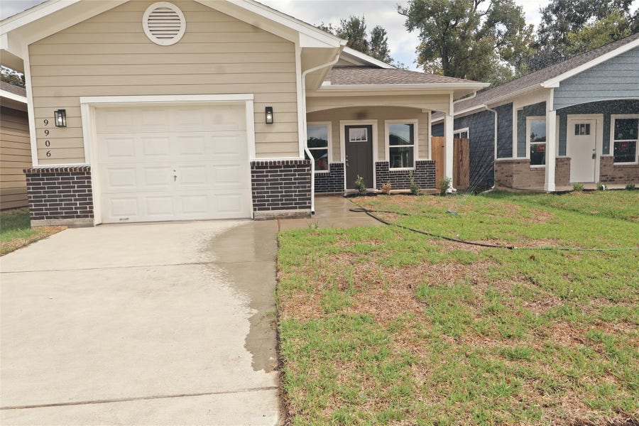 Property photo for 9906 Dipping Brook Street, Houston, TX
