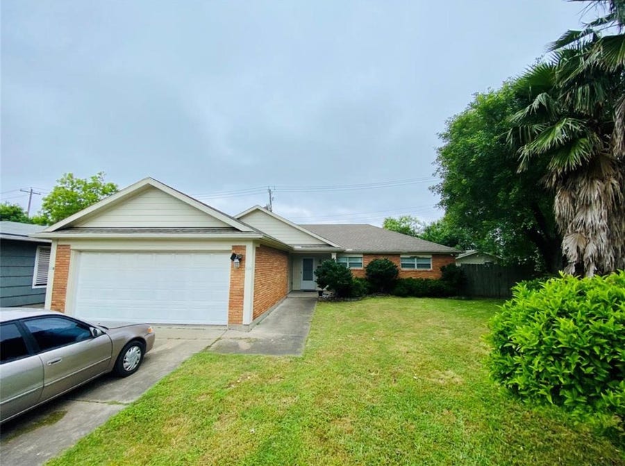 Property photo for 110 Tuna Street, Galveston, TX