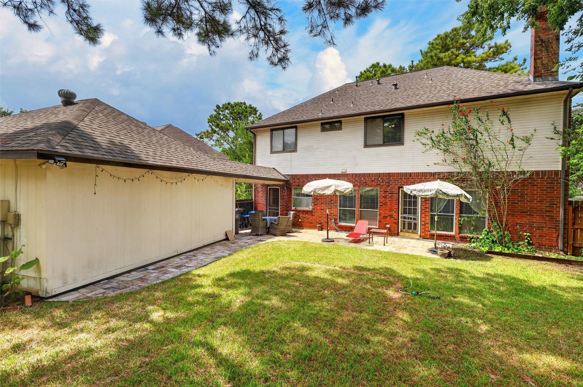 1306 N Gabriel River Circle, Sugar Land, TX 77478 Oversized backyard perfect for entertainment