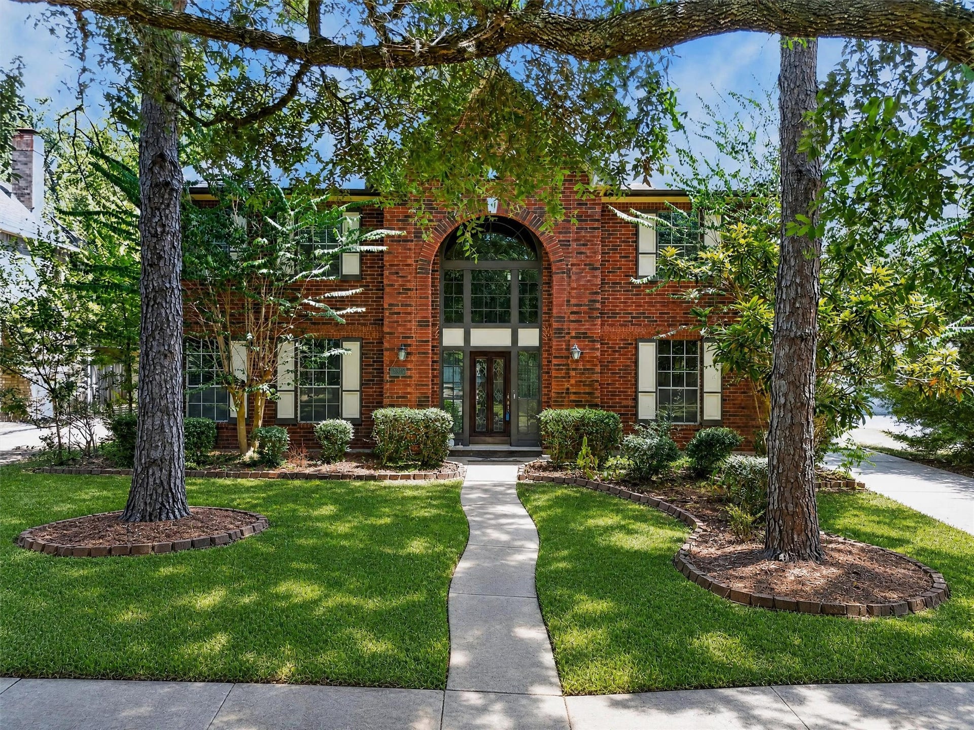 1306 N Gabriel River Circle, Sugar Land, TX 77478 1306 N Gabriel River Circle, Sugar Land, TX 77478