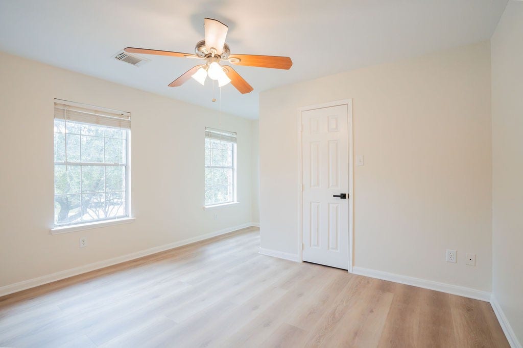 3011 E Legends Bend Drive, Spring, TX 77386 3011 E Legends Bend Drive, Spring, TX 77386