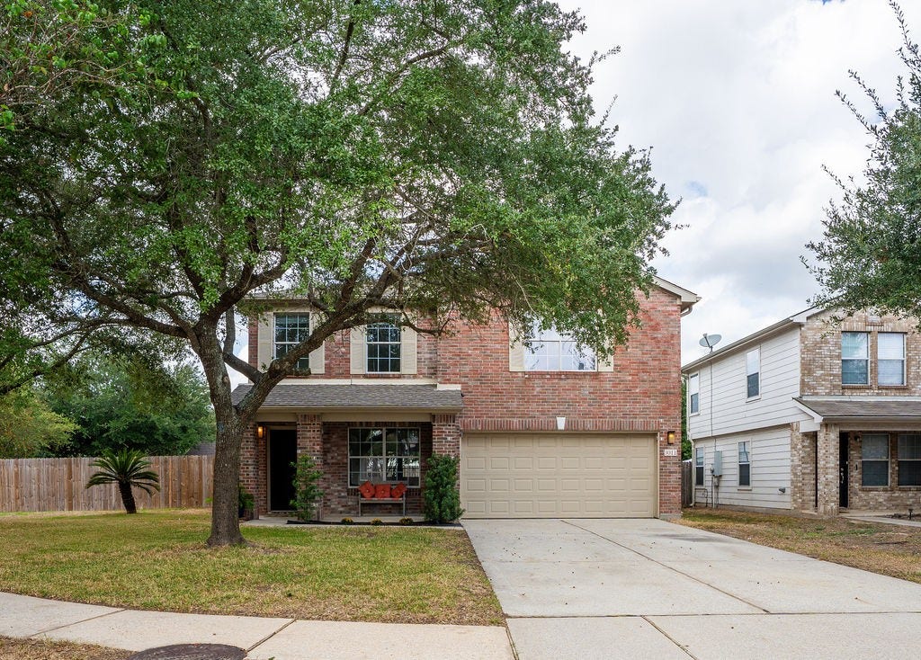 3011 E Legends Bend Drive, Spring, TX 77386 3011 E Legends Bend Drive, Spring, TX 77386