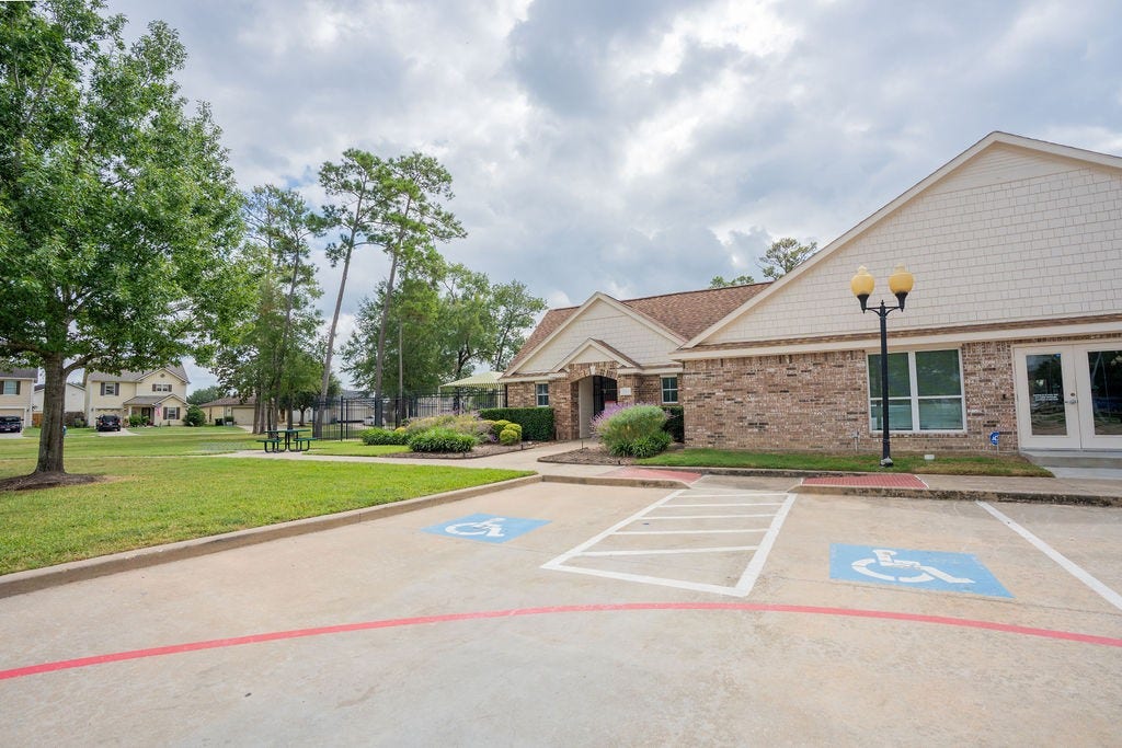 3011 E Legends Bend Drive, Spring, TX 77386 3011 E Legends Bend Drive, Spring, TX 77386