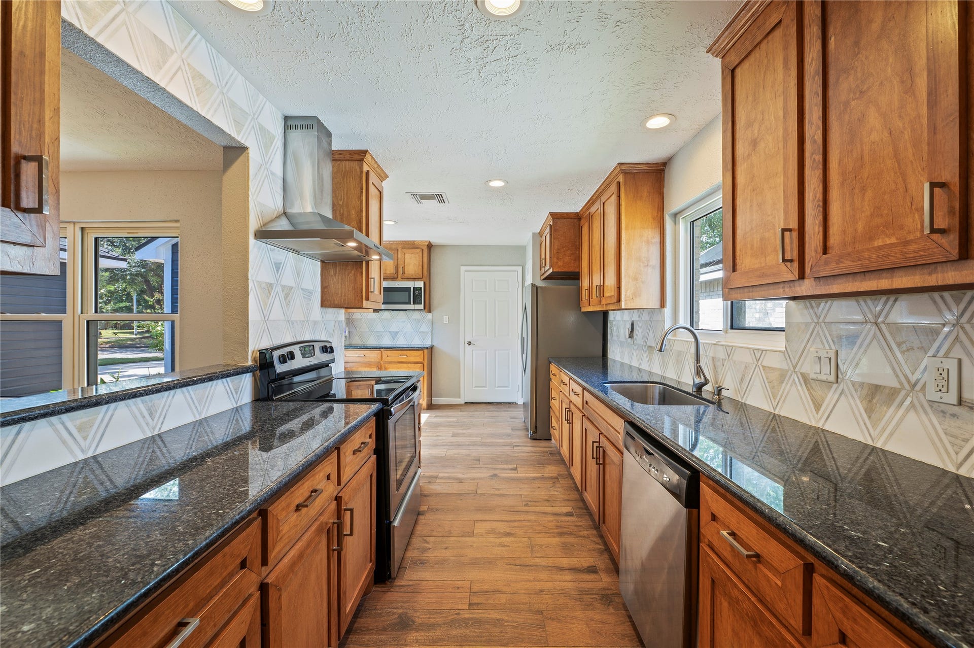 312 Thistlewood Court, League City, TX 77573 312 Thistlewood Court, League City, TX 77573