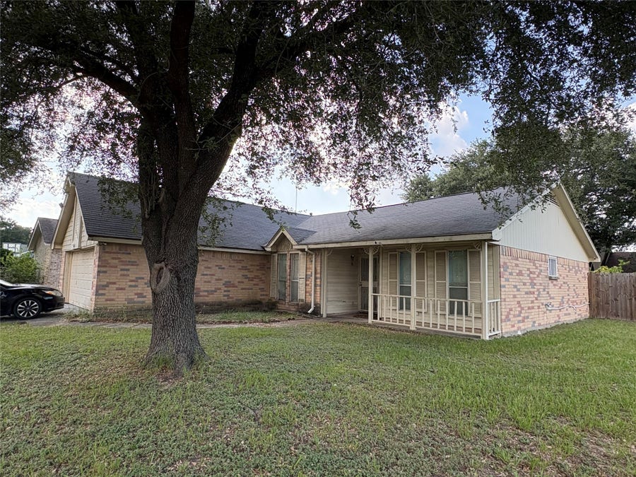 Property photo for 8202 Winding Meadow Court, Houston, TX