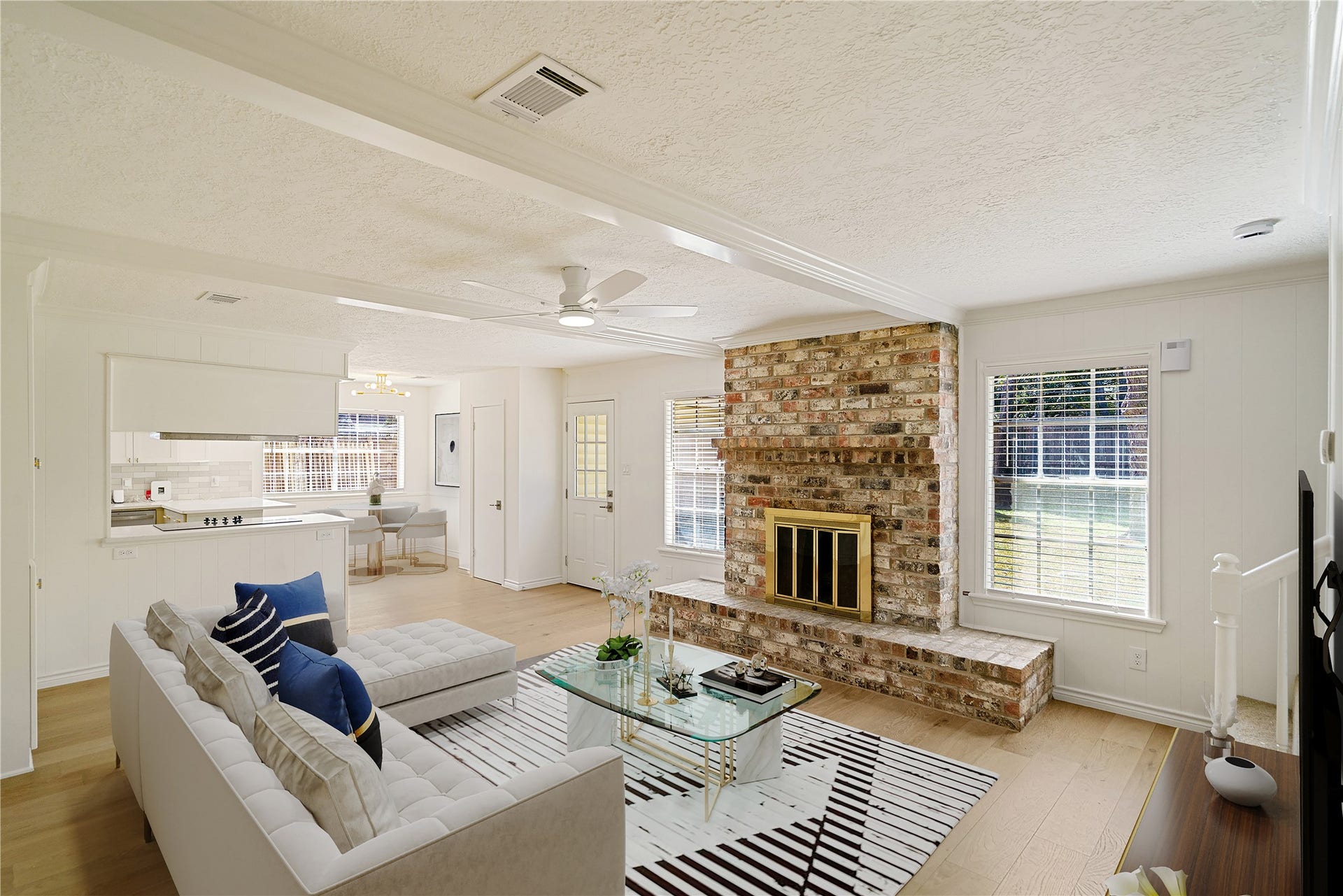 5707 Ash Oak Drive, Houston, TX 77091