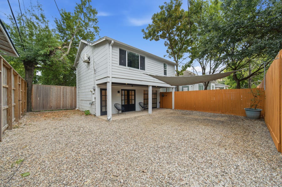 Property photo for 405 1/2 Vincent Street, Houston, TX