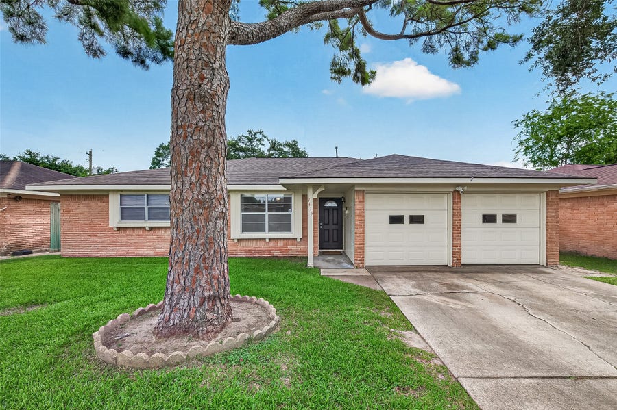 Property photo for 7415 Troulon Drive, Houston, TX