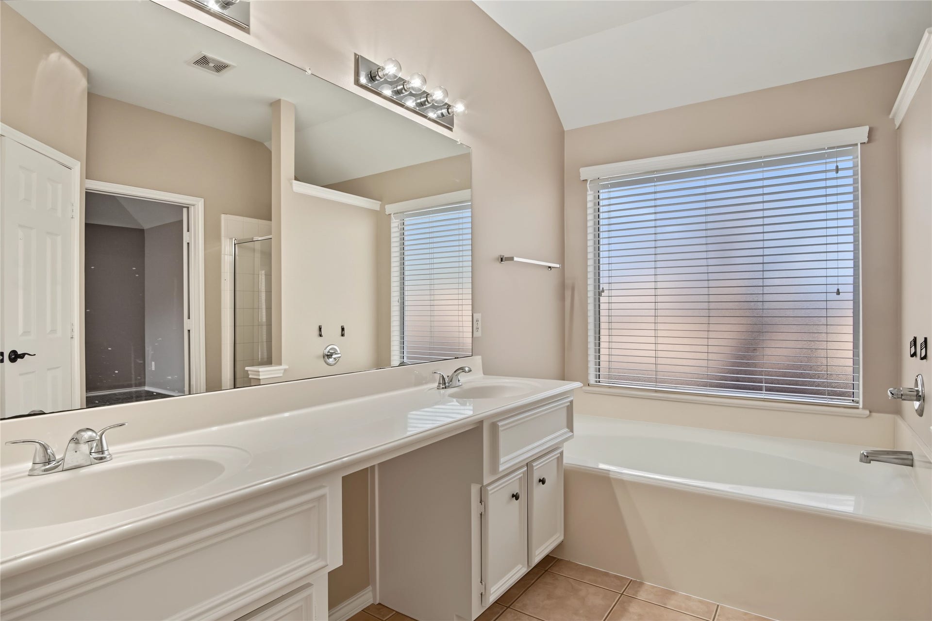 15355 Ochre Leaf Trail, Cypress, TX 77433