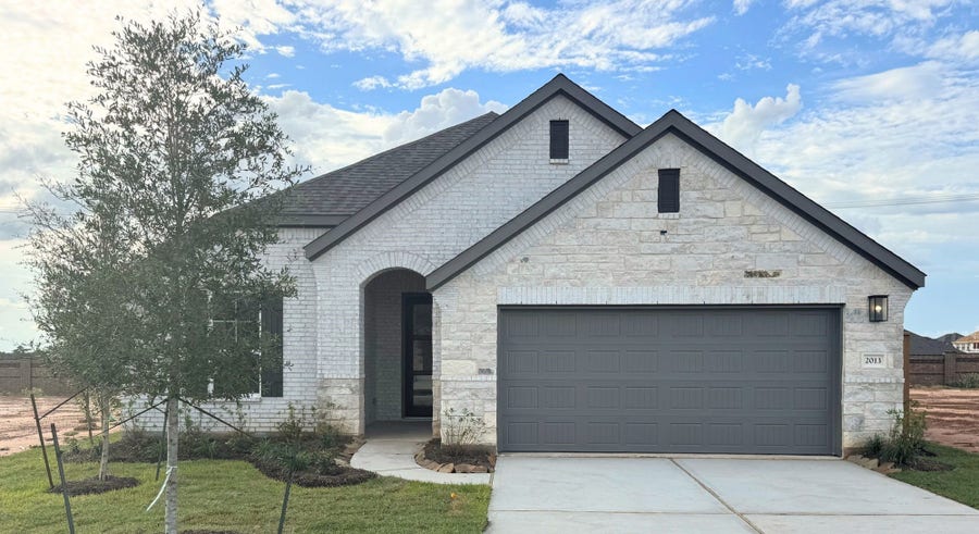 Property photo for 2013 Shady Glen Lane, Magnolia, TX