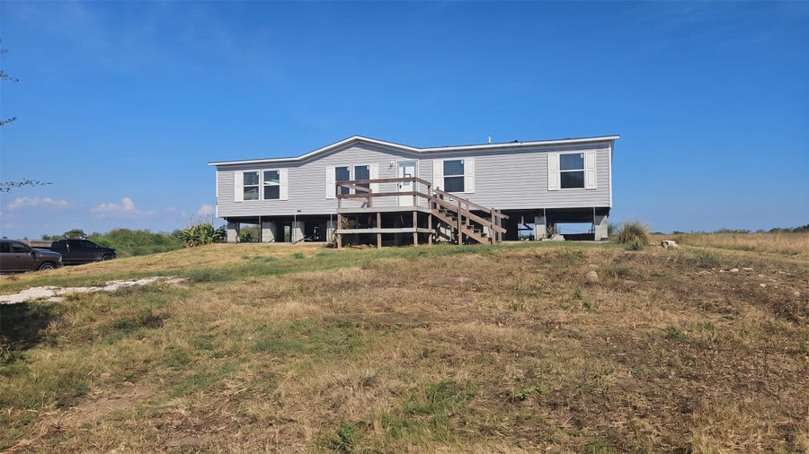 Property photo for 903 22nd Street, Dickinson, TX