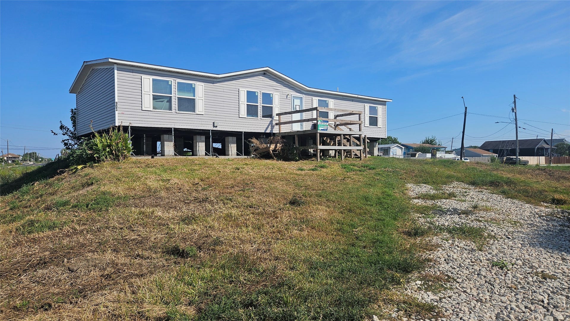 903 22nd Street, Dickinson, TX 77539 903 22nd Street, Dickinson, TX 77539