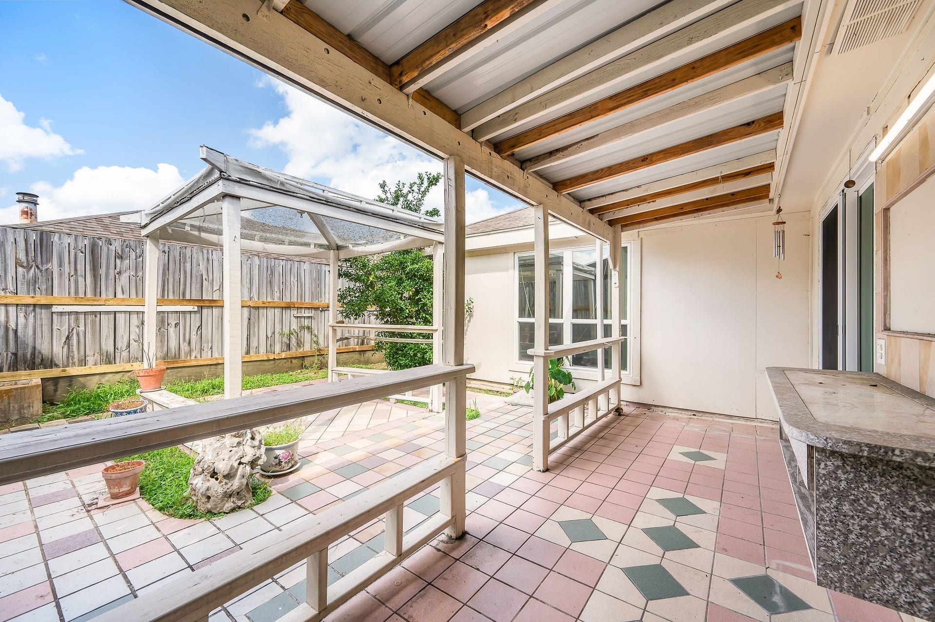 6122 Havendale Drive, Houston, TX 77072