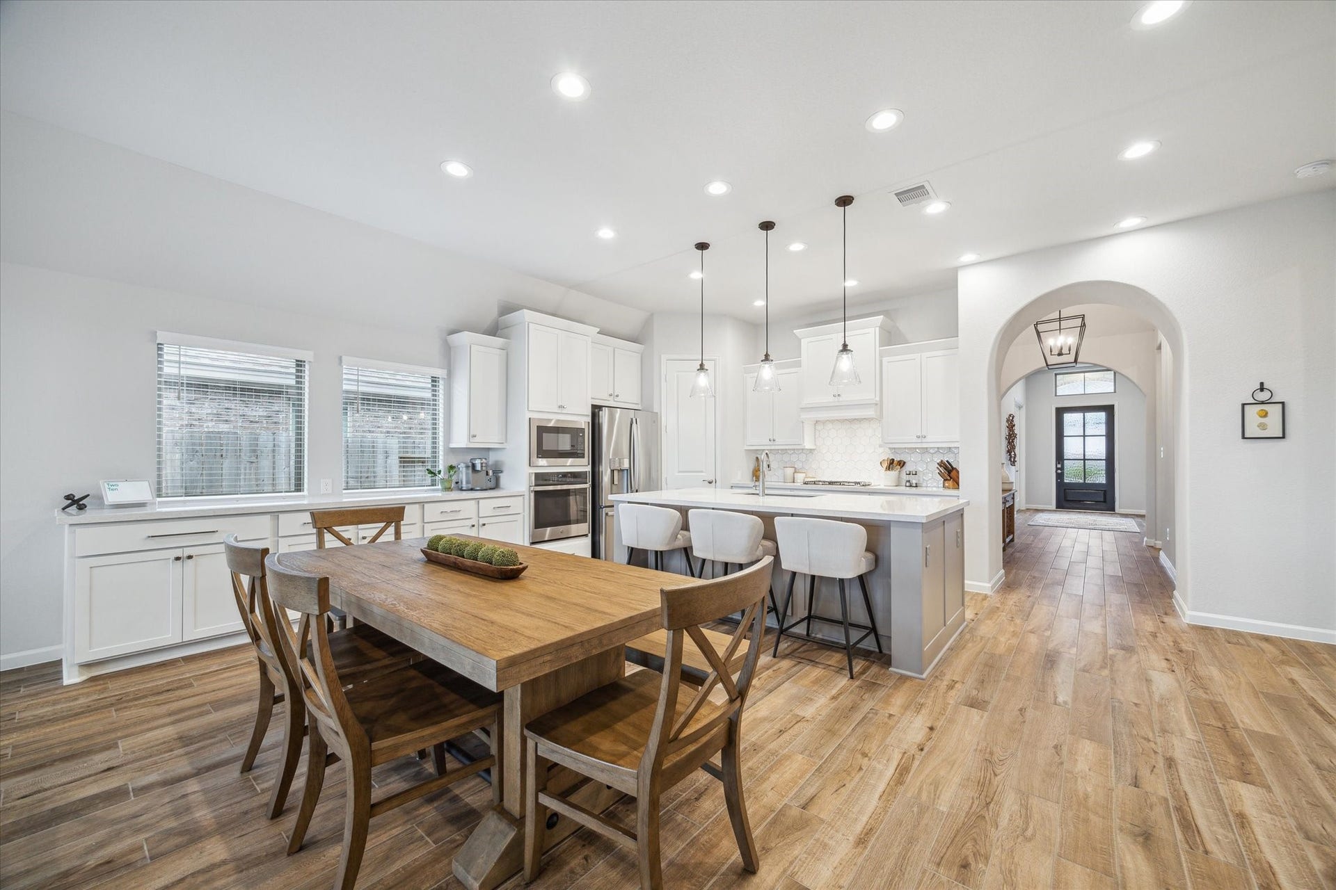 1523 Carson Field Lane, Richmond, TX 77469 Great view of the Dining Space, looking back towards the Kitchen & front of the home. Centrally located, this is the perfect space for entertaining guests.