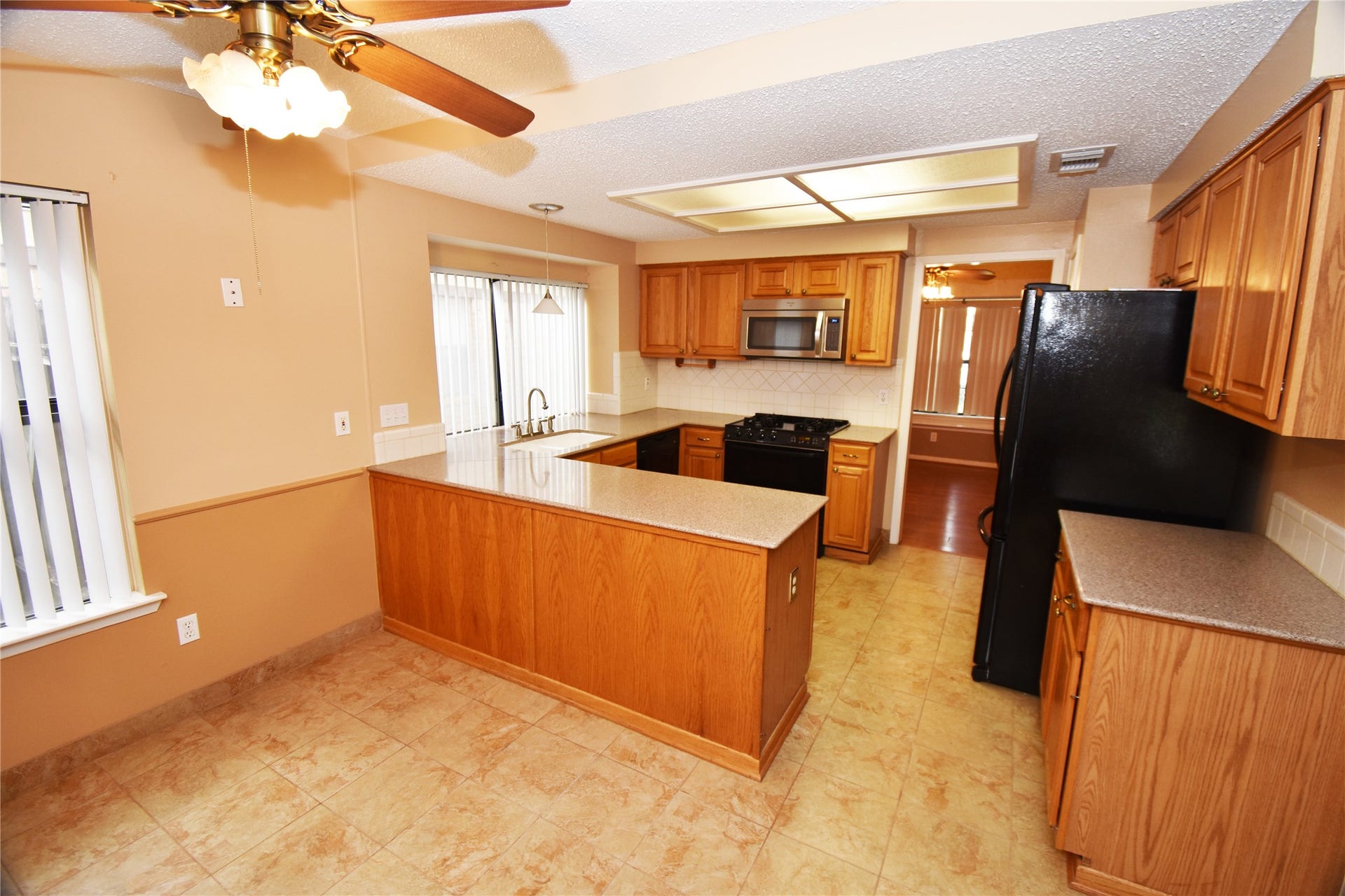 3034 The Highlands Drive, Sugar Land, TX 77478