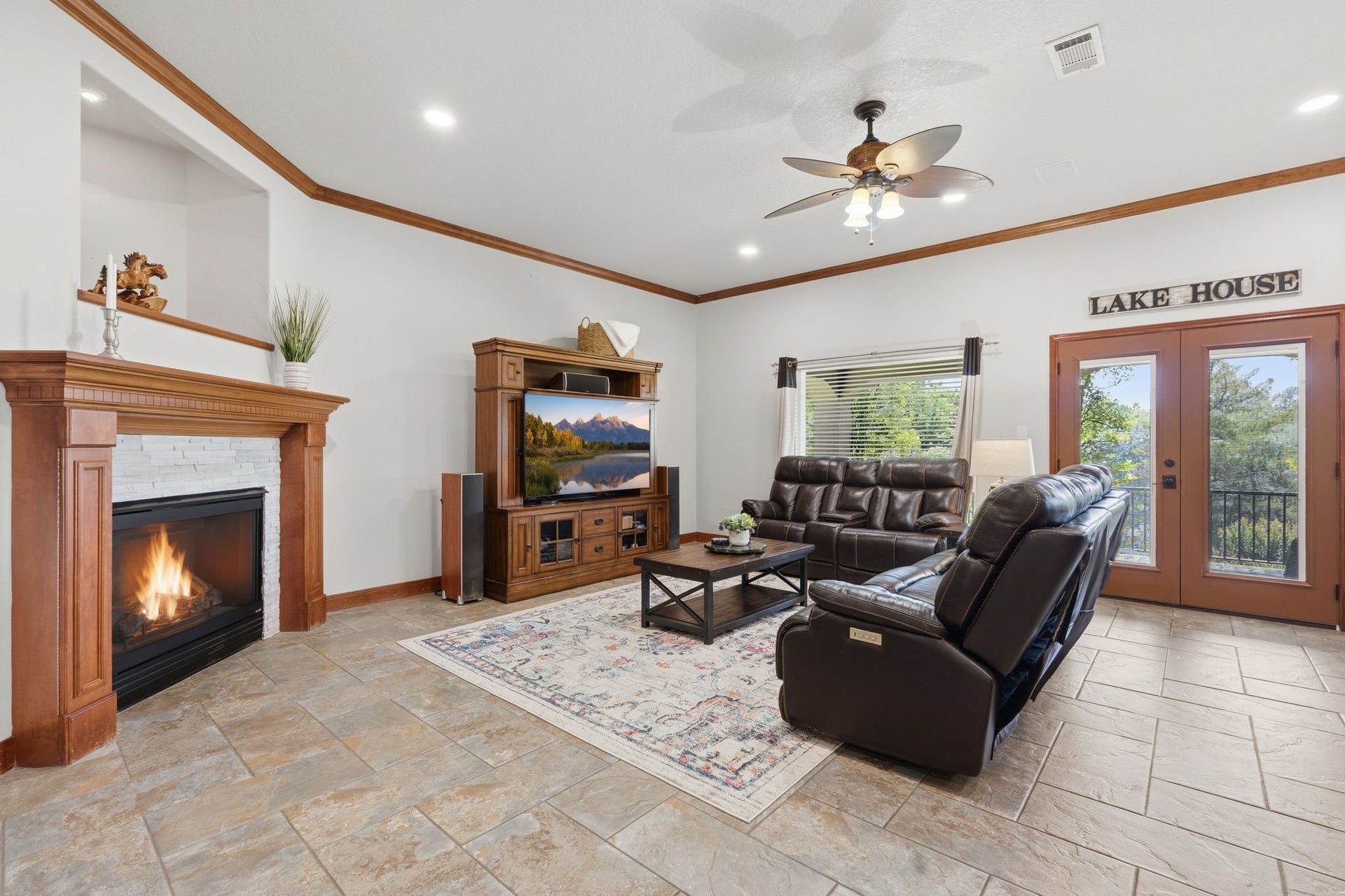 17811 S Blue Heron Circle, Montgomery, TX 77316 17811 S Blue Heron Circle, Montgomery, TX 77316