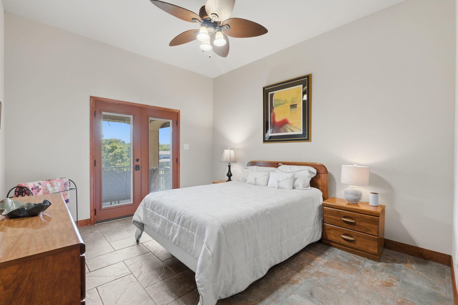17811 S Blue Heron Circle, Montgomery, TX 77316 1st Floor Bedroom Opens to the Back Patio.
