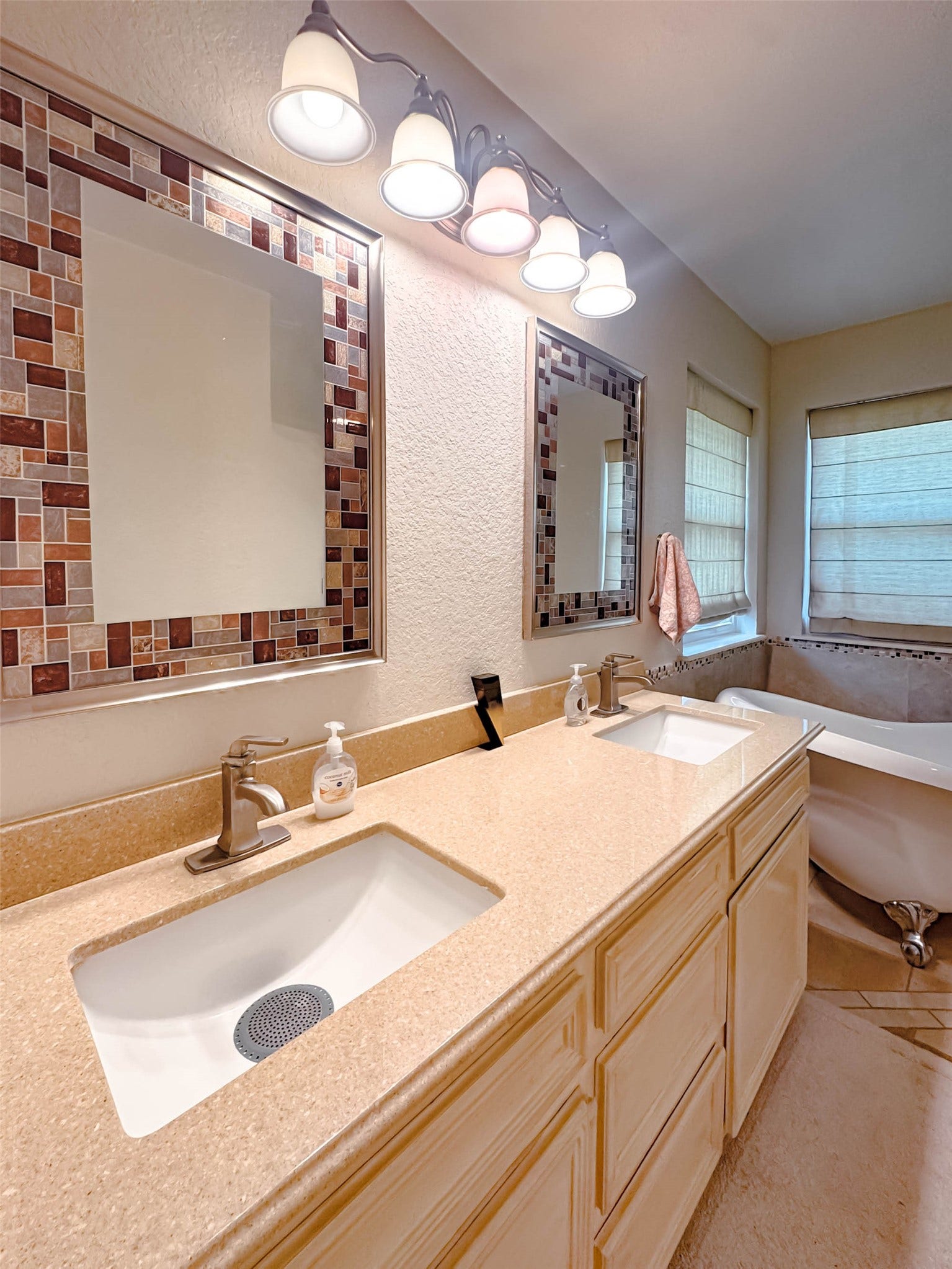 55 Zinnia Court, Lake Jackson, TX 77566 55 Zinnia Court, Lake Jackson, TX 77566