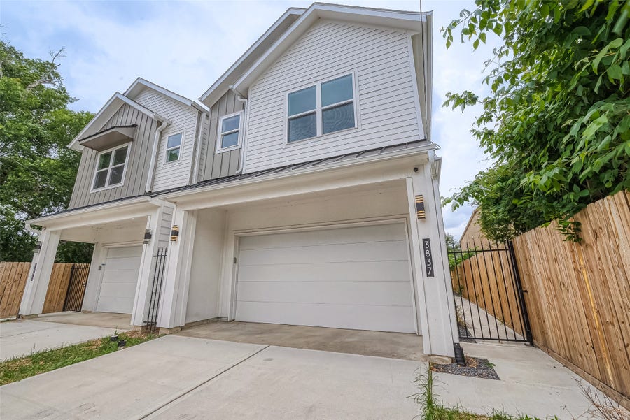 Property photo for 3835 Mainer Street, Houston, TX