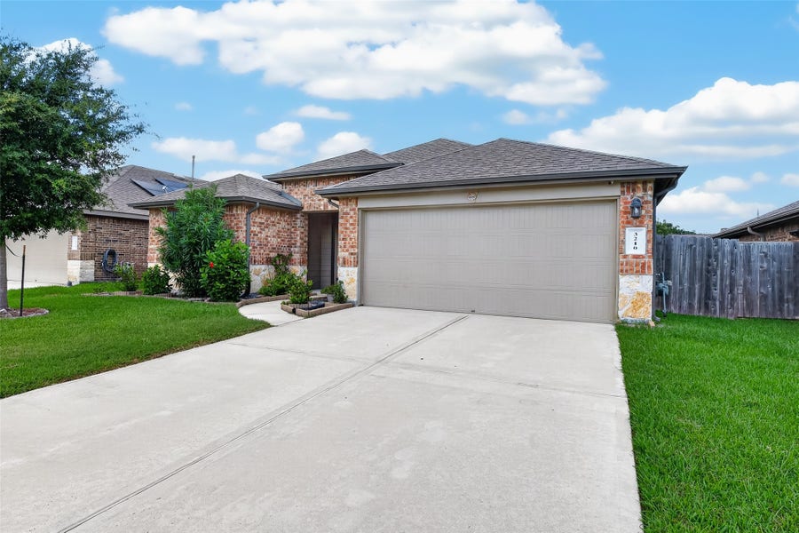 Property photo for 3210 Specklebelly Drive Drive, Baytown, TX