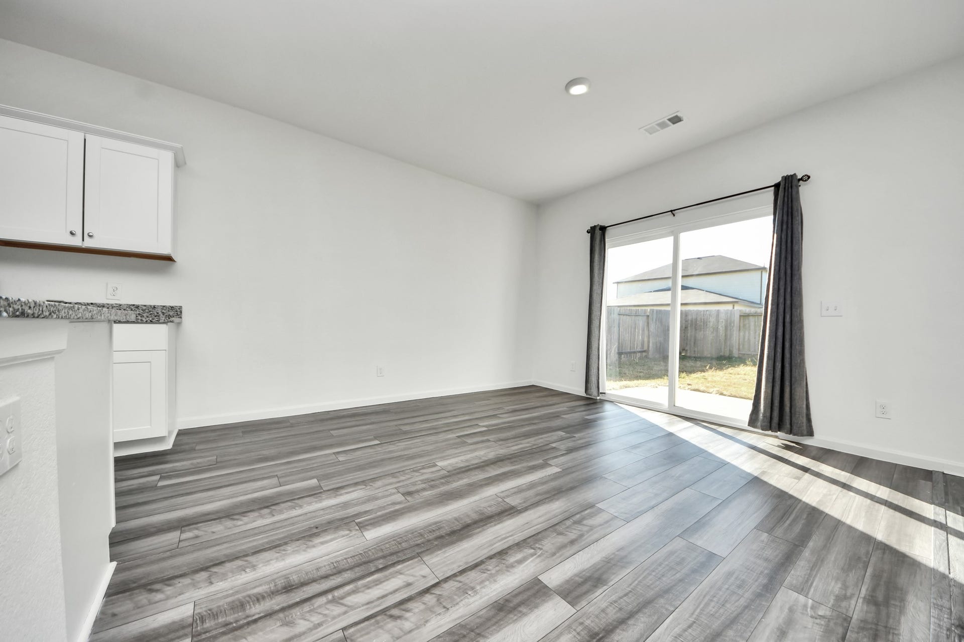 1005 Wild Enclave Ln, Brookshire, TX 77423