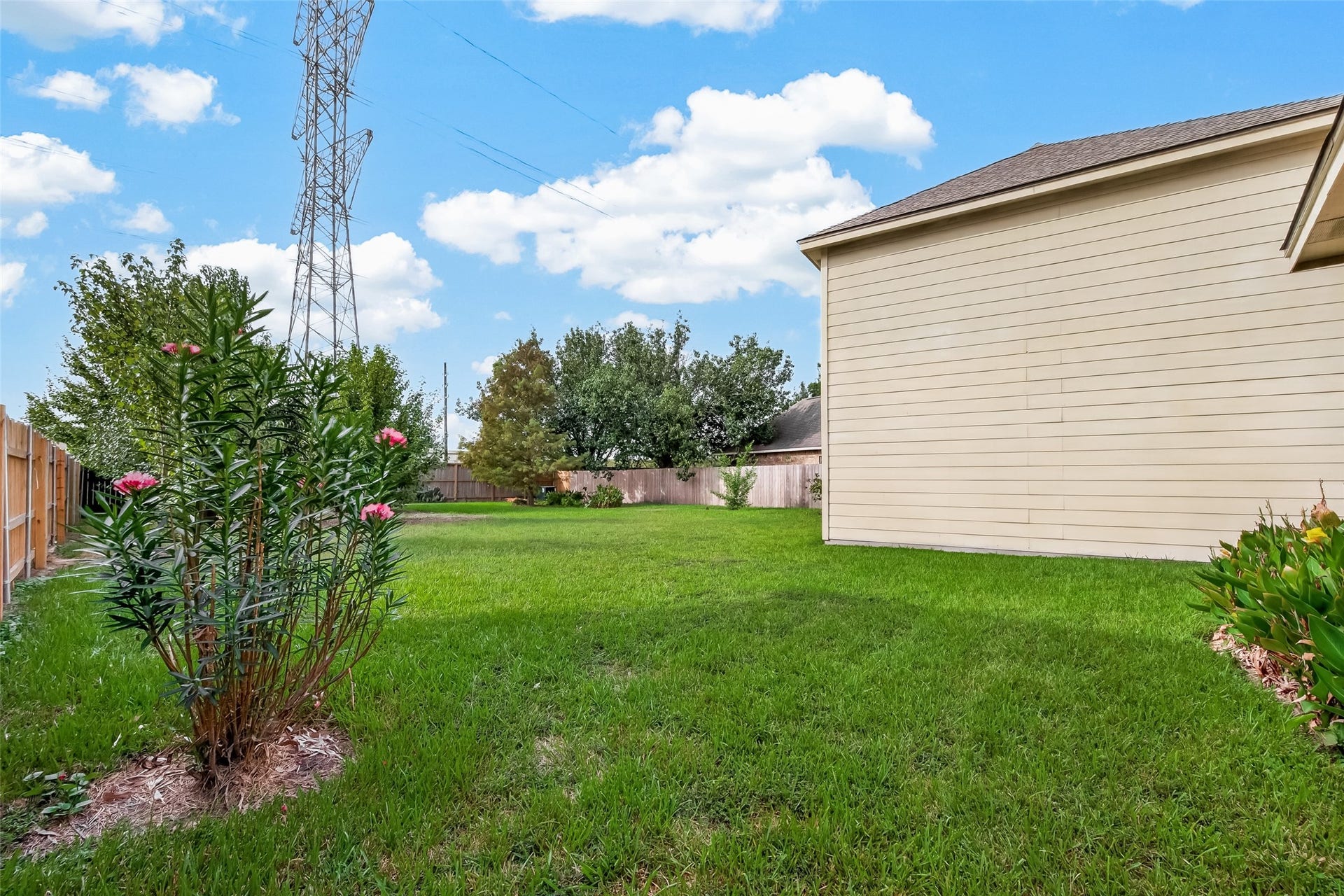 823 Hannock Glen Lane, Spring, TX 77373 823 Hannock Glen Lane, Spring, TX 77373