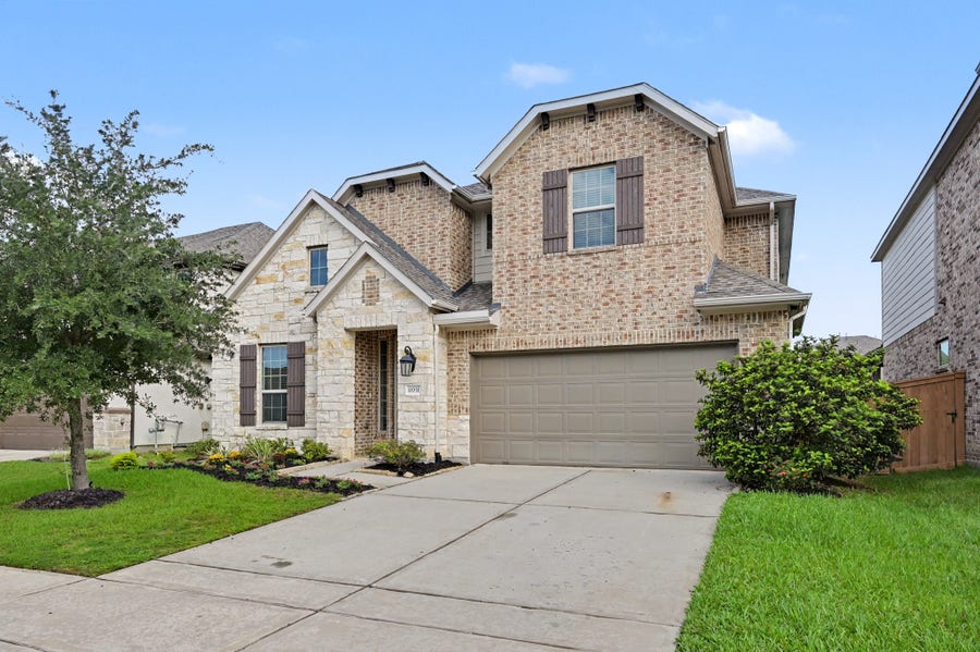 Property photo for 11931 Bazley Knoll Drive, Humble, TX
