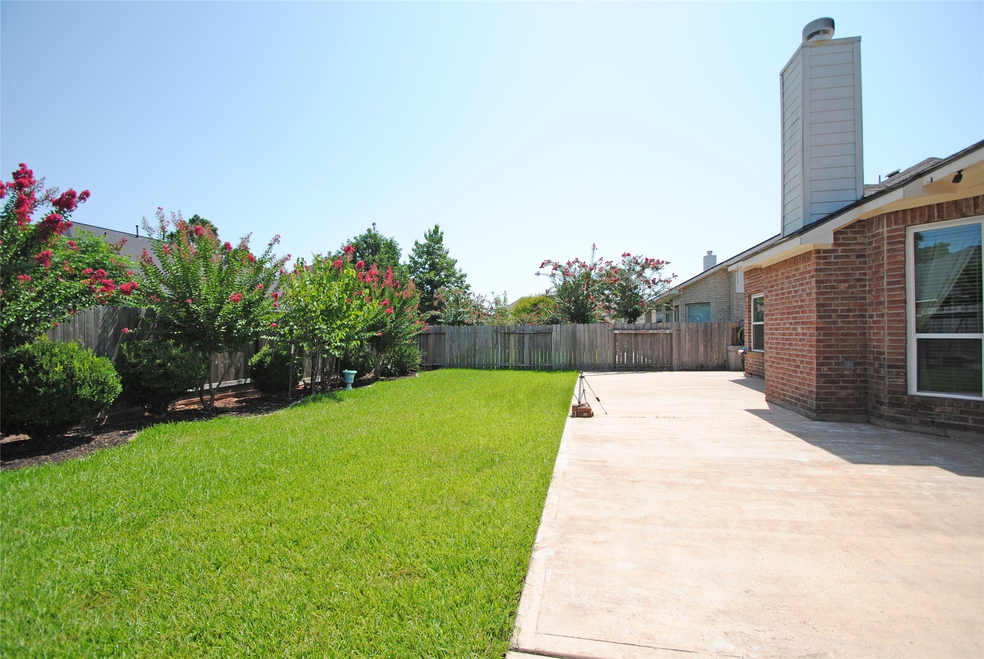910 Allisa Street, Stafford, TX 77477 910 Allisa Street, Stafford, TX 77477