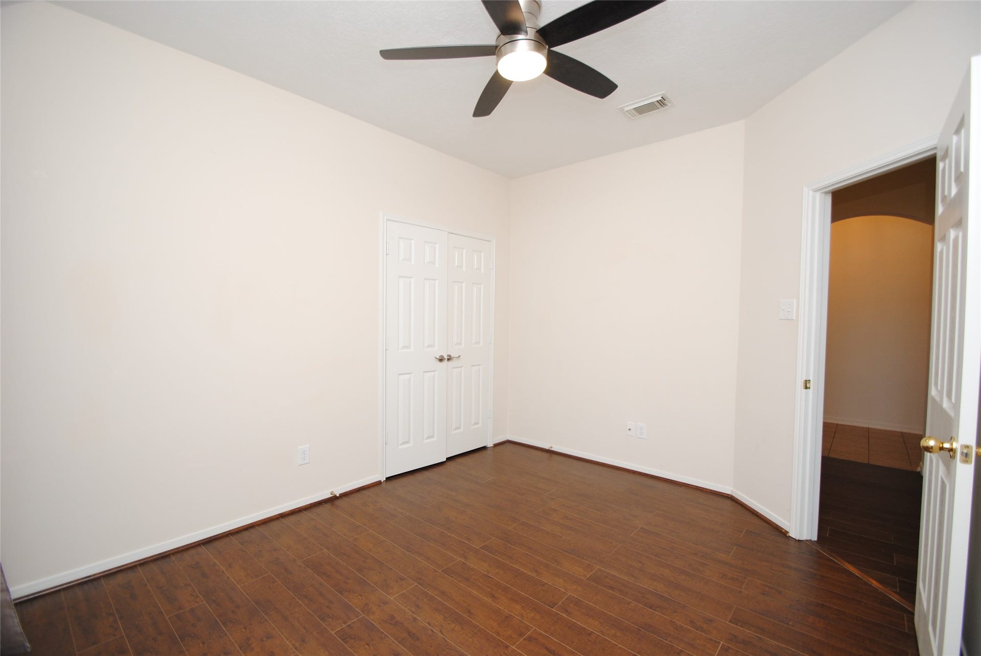 910 Allisa Street, Stafford, TX 77477 910 Allisa Street, Stafford, TX 77477