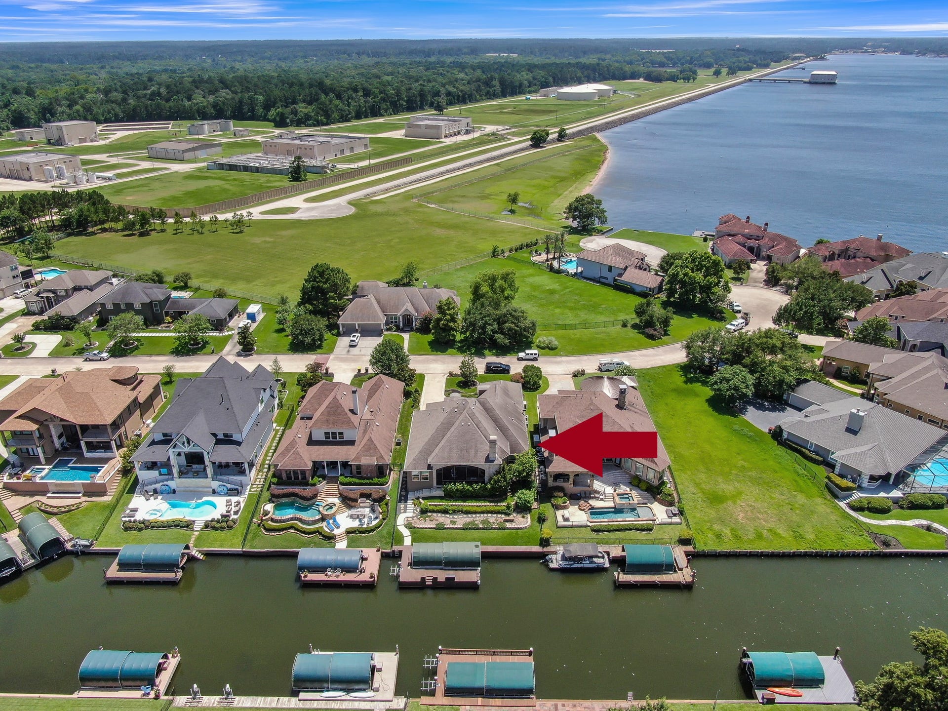 12324 White Oak Point, Conroe, TX 77304 12324 White Oak Point, Conroe, TX 77304