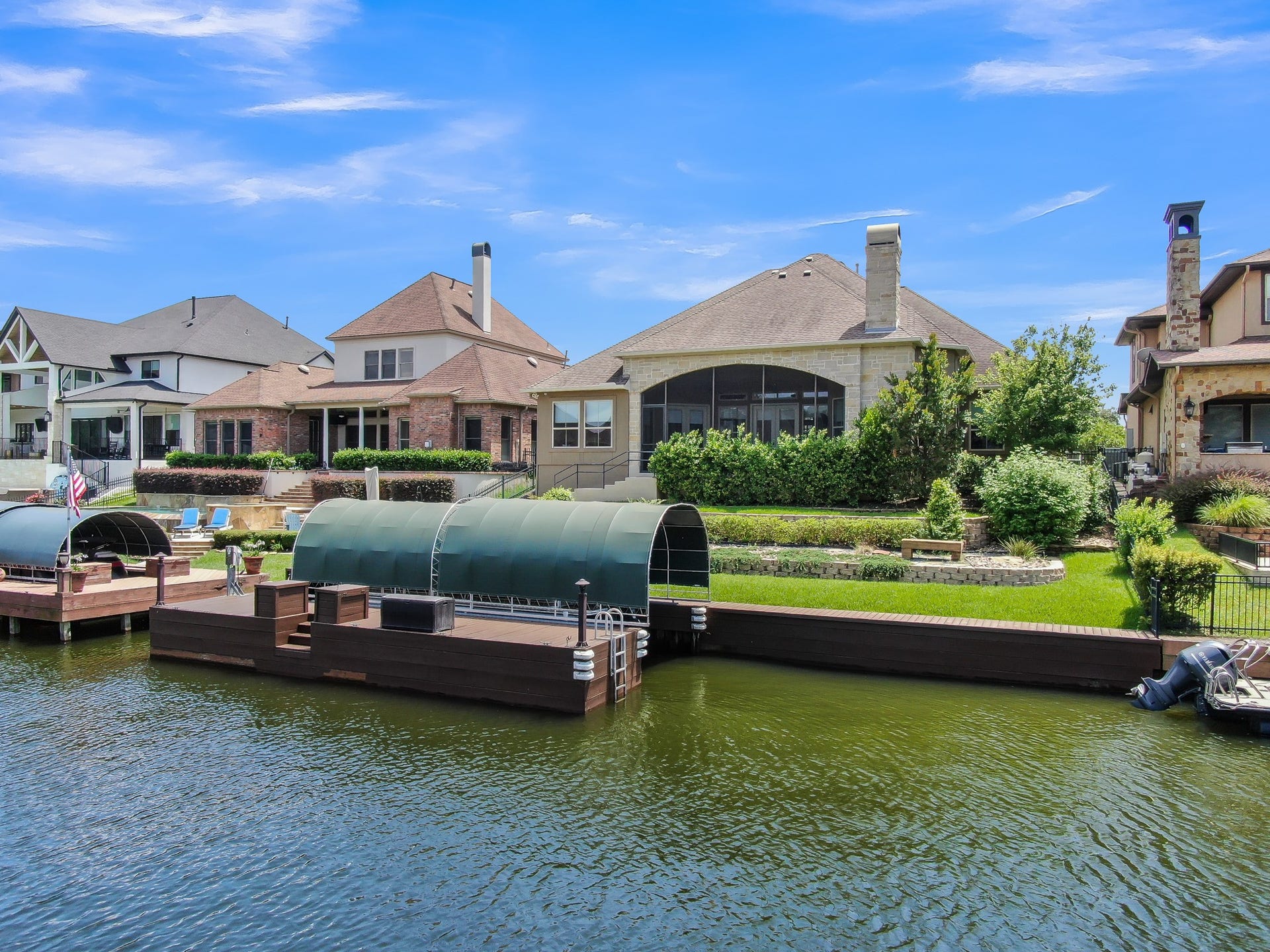 12324 White Oak Point, Conroe, TX 77304 12324 White Oak Point, Conroe, TX 77304