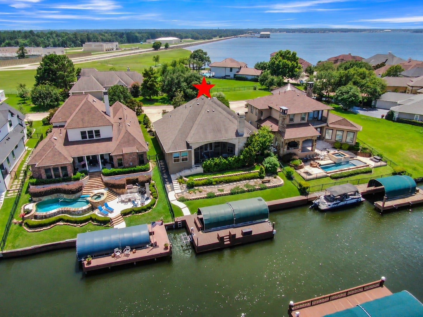 12324 White Oak Point, Conroe, TX 77304 12324 White Oak Point, Conroe, TX 77304