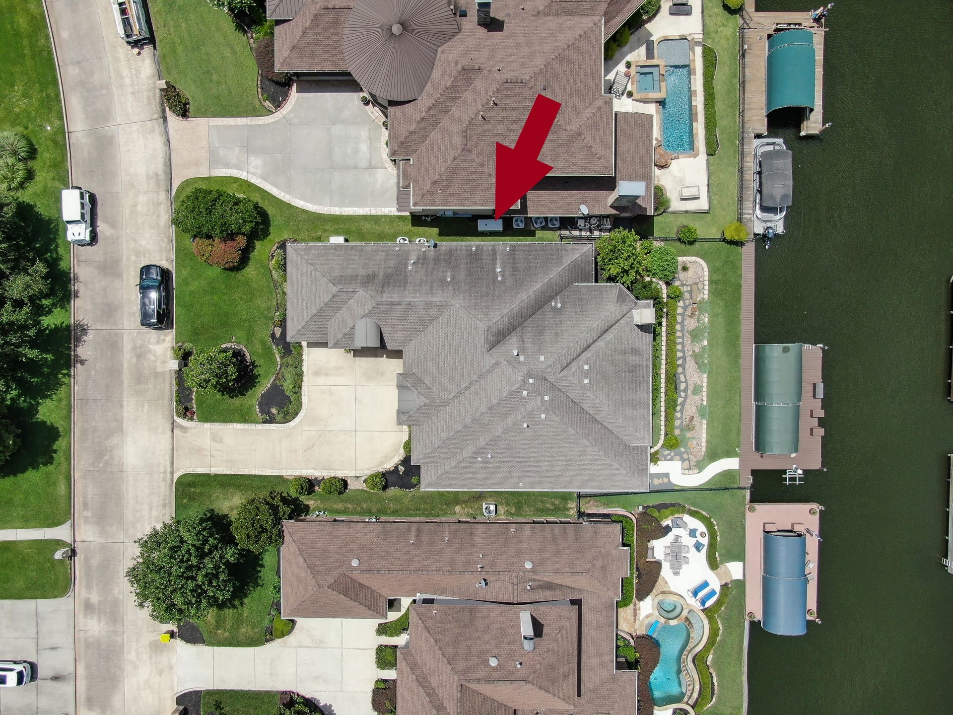 12324 White Oak Point, Conroe, TX 77304 12324 White Oak Point, Conroe, TX 77304