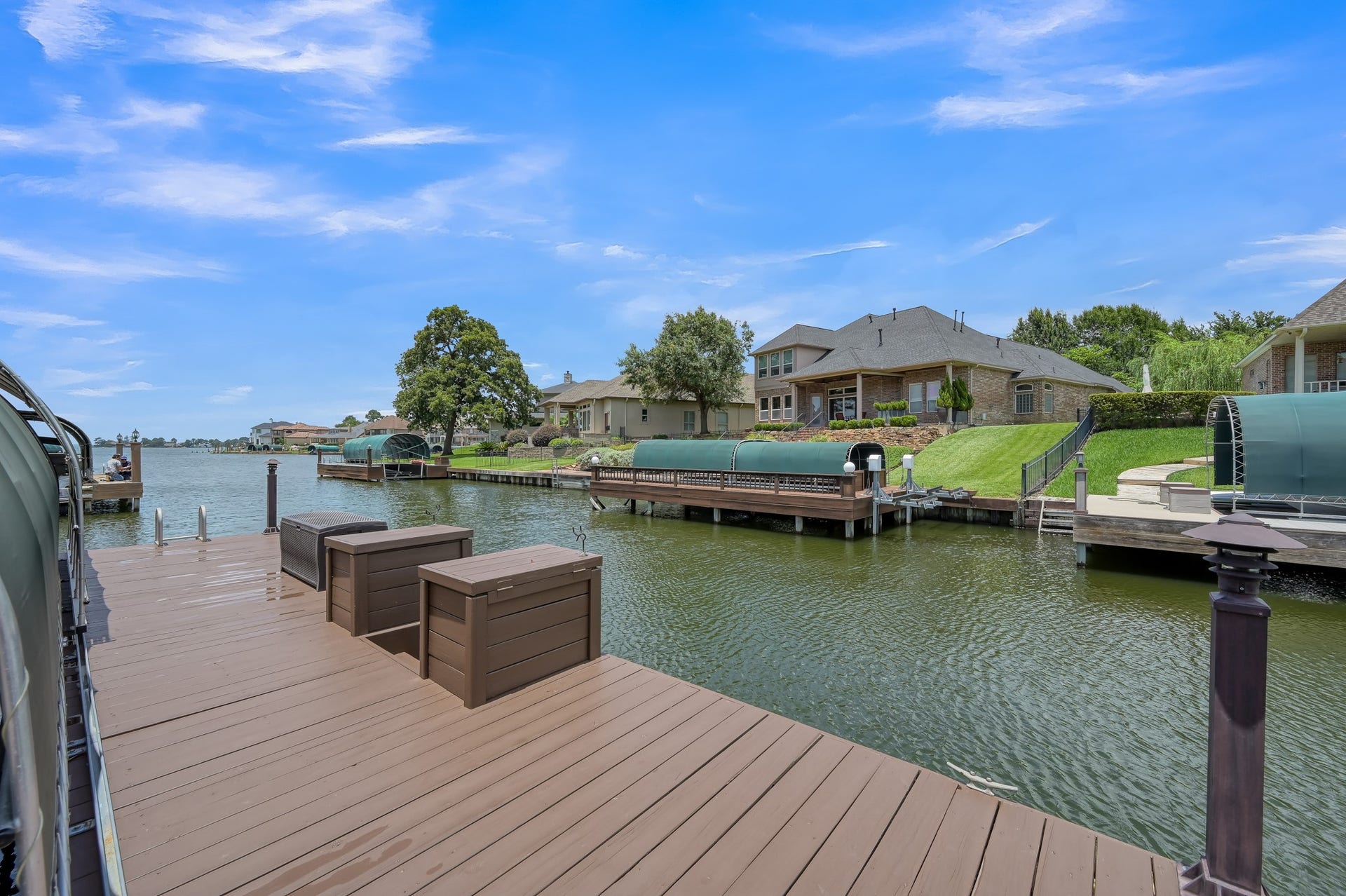 12324 White Oak Point, Conroe, TX 77304 12324 White Oak Point, Conroe, TX 77304