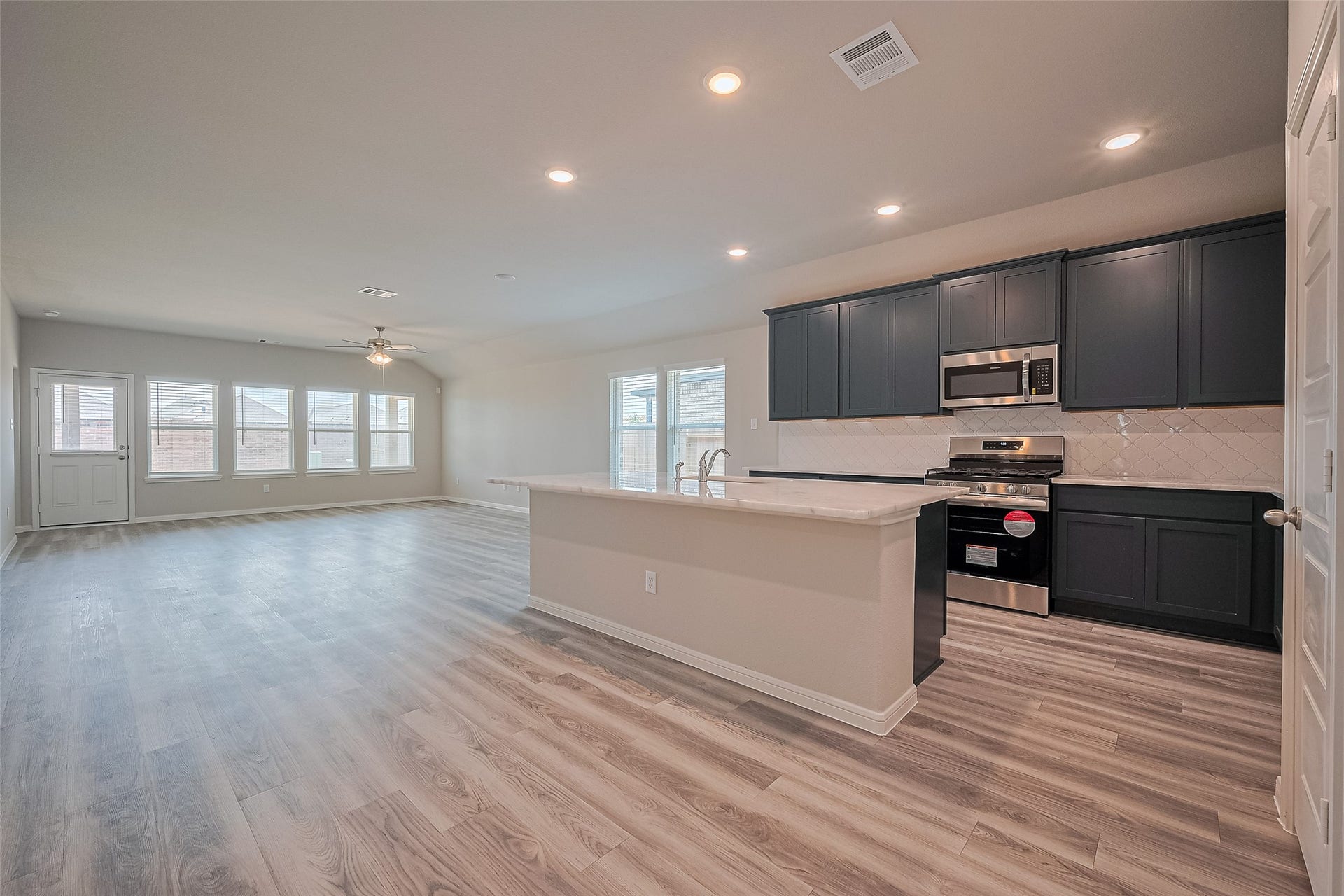 12623 Canyon Falls Boulevard, Willis, TX 77318 12623 Canyon Falls Boulevard, Willis, TX 77318