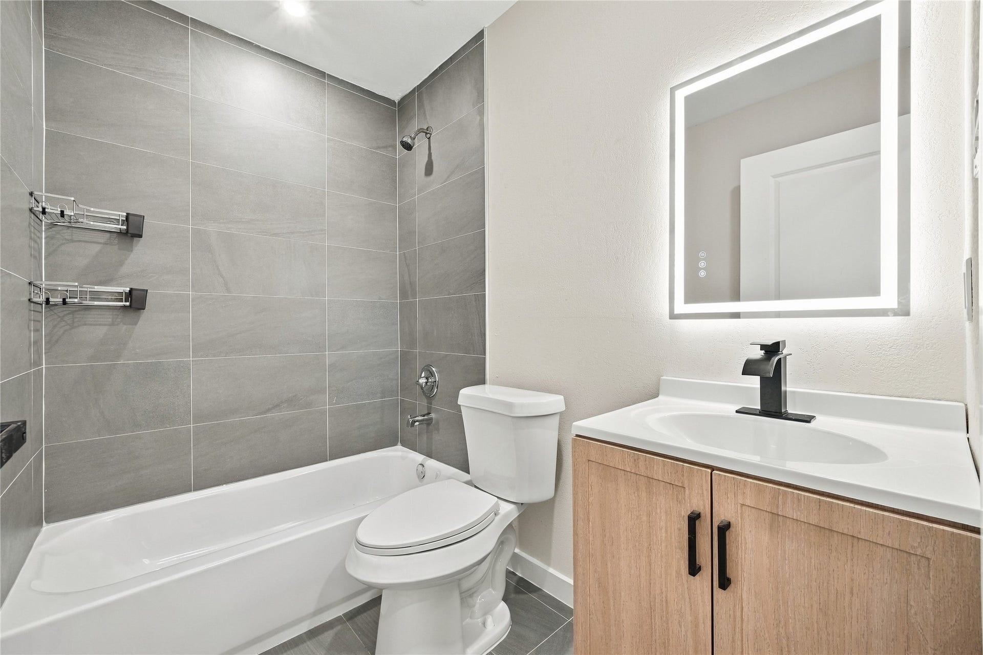 6710 Glen Rock Drive, Houston, TX 77087 6710 Glen Rock Drive, Houston, TX 77087