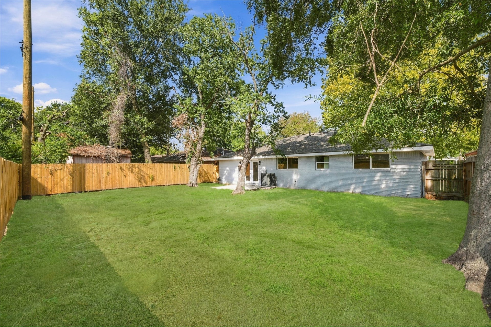 6710 Glen Rock Drive, Houston, TX 77087 6710 Glen Rock Drive, Houston, TX 77087