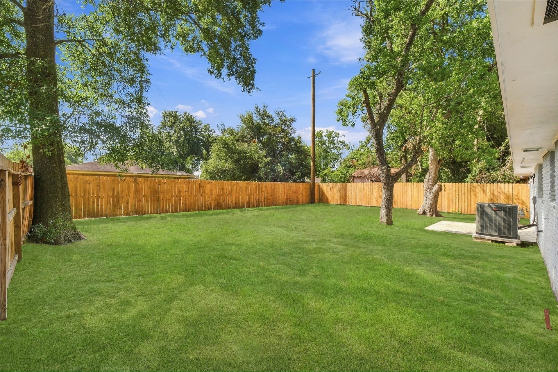 6710 Glen Rock Drive, Houston, TX 77087 6710 Glen Rock Drive, Houston, TX 77087
