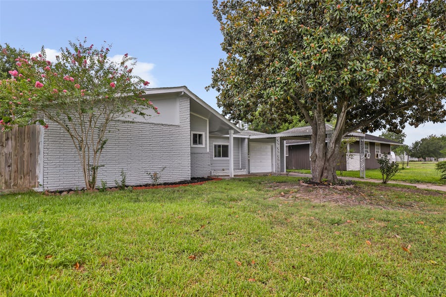 Property photo for 666 Elton Street, Houston, TX