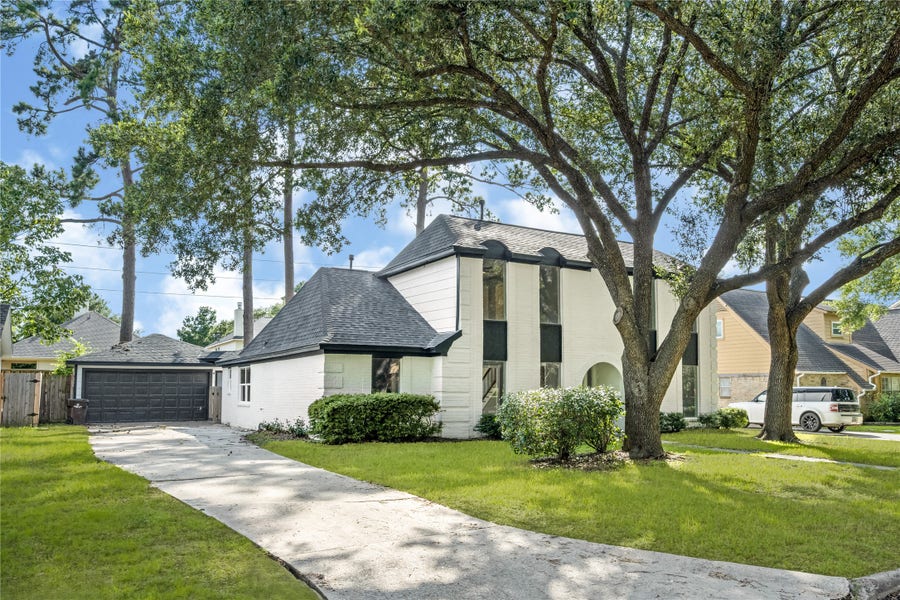 Property photo for 14015 Cleobrook Drive, Houston, TX
