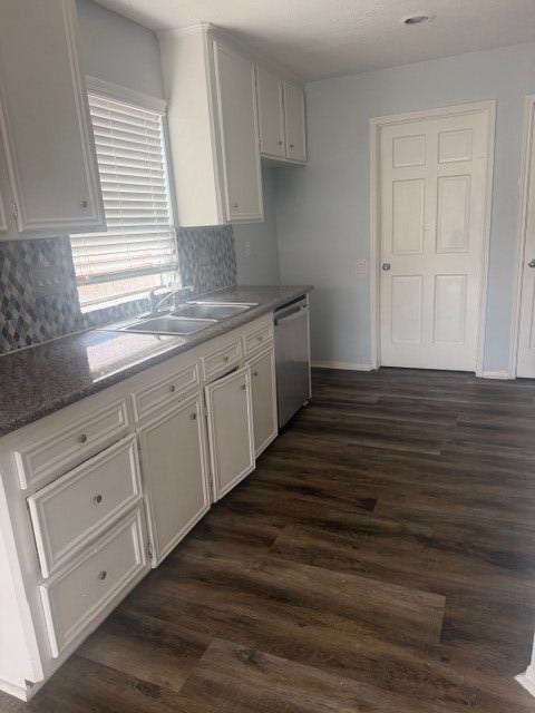 111 Kings Court, Stafford, TX 77477 111 Kings Court, Stafford, TX 77477