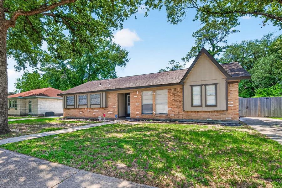 Property photo for 23235 Earlmist Drive, Spring, TX
