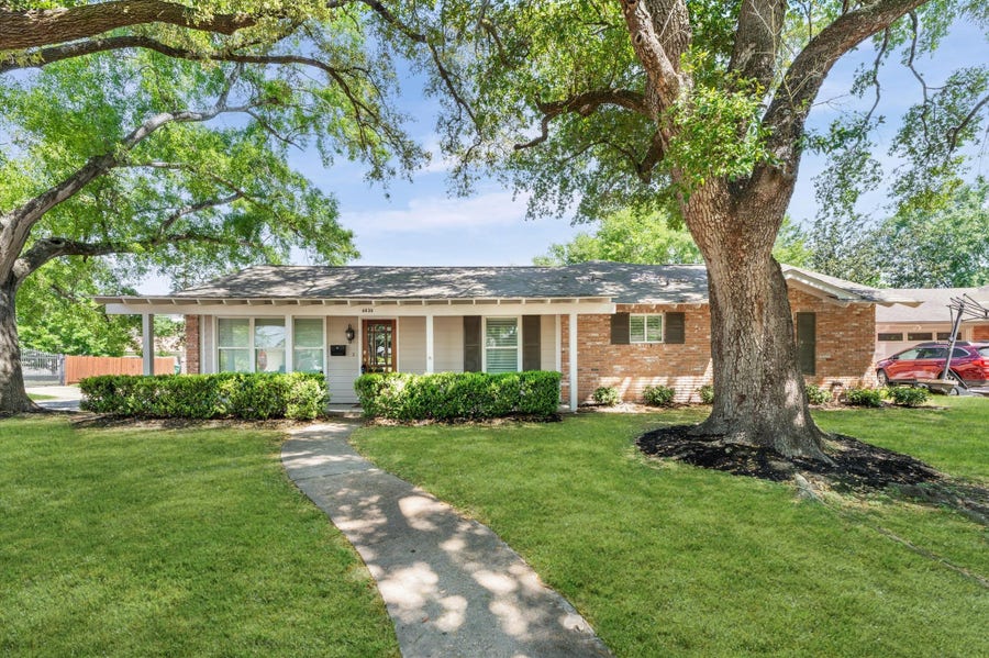 Property photo for 4630 Creekbend Drive, Houston, TX