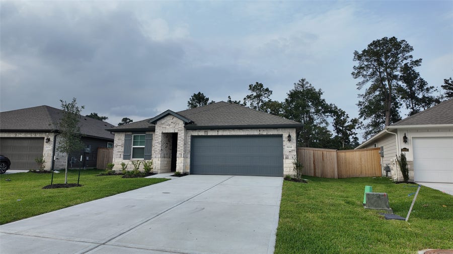 Property photo for 16241 Parish Pointe Court, Conroe, TX
