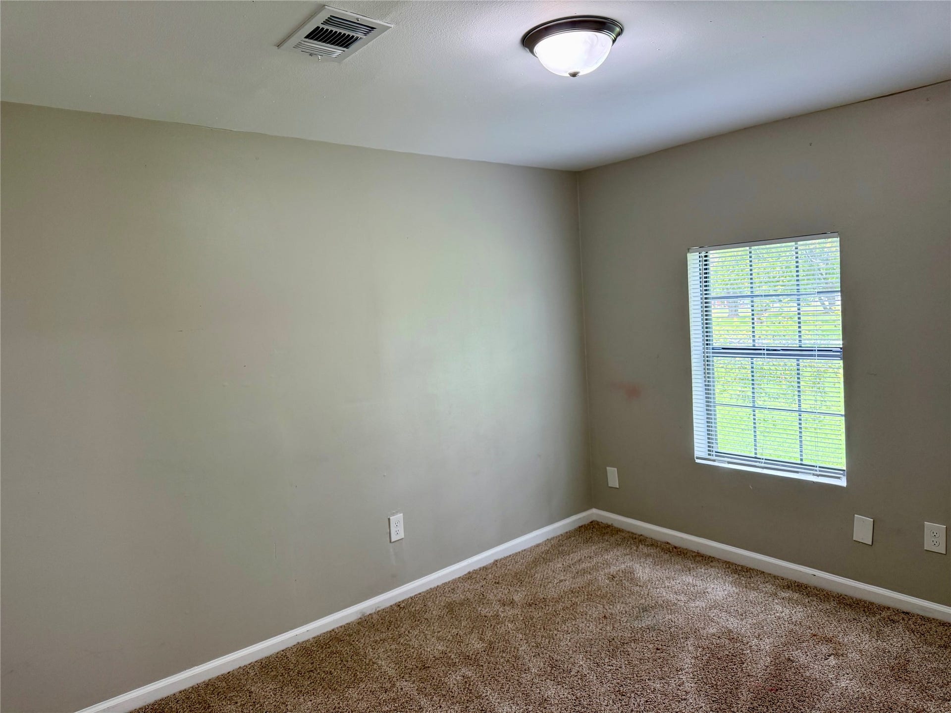 6905 Speaker Street, Hitchcock, TX 77563 Bedroom perfect for an office, play room, or flex room