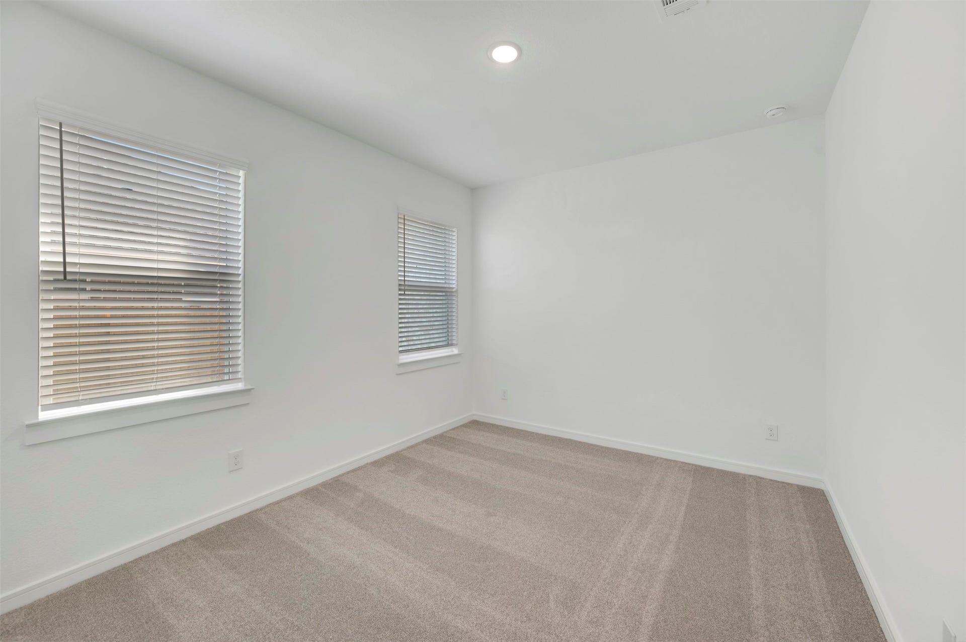 12019 Old Fashion Circle, Mont Belvieu, TX 77535 Bedroom 3