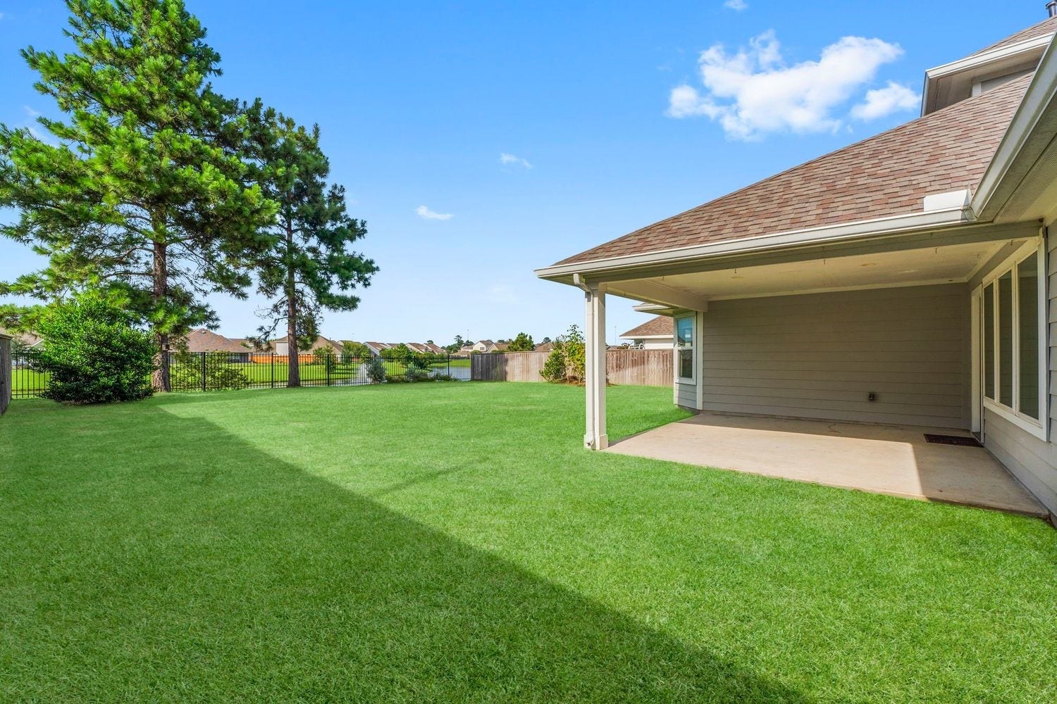 2125 Rope Maker Drive, Conroe, TX 77384 2125 Rope Maker Drive, Conroe, TX 77384