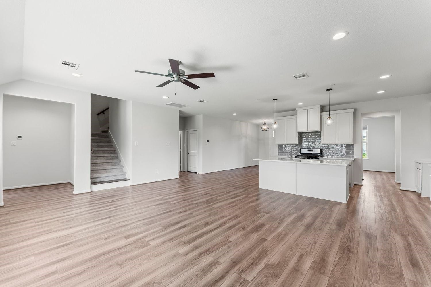 2125 Rope Maker Drive, Conroe, TX 77384 2125 Rope Maker Drive, Conroe, TX 77384